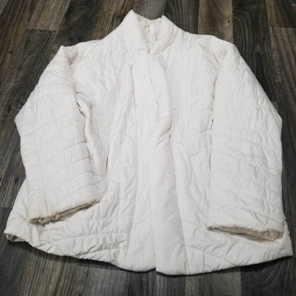 Lululemon‎ Insulated Wrap Jacket in White Opal size 8 (Missing Wrap)